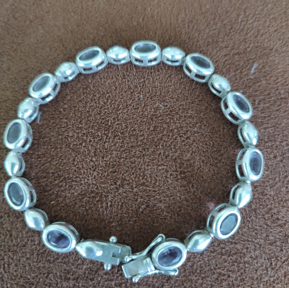 Amethyst benefits -A gorgeous purple gemstone, the Amethyst is said to bring st